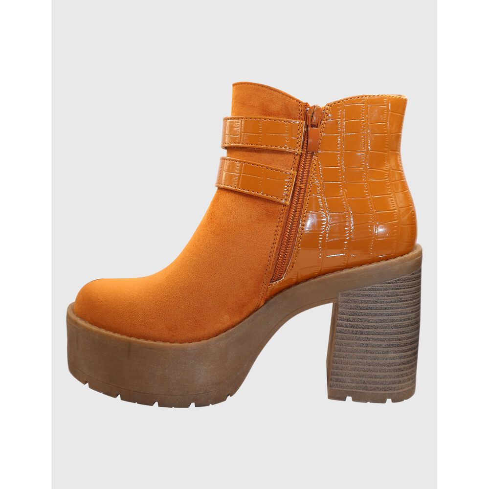 Botin Shunky Tachas Camel image number 3.0